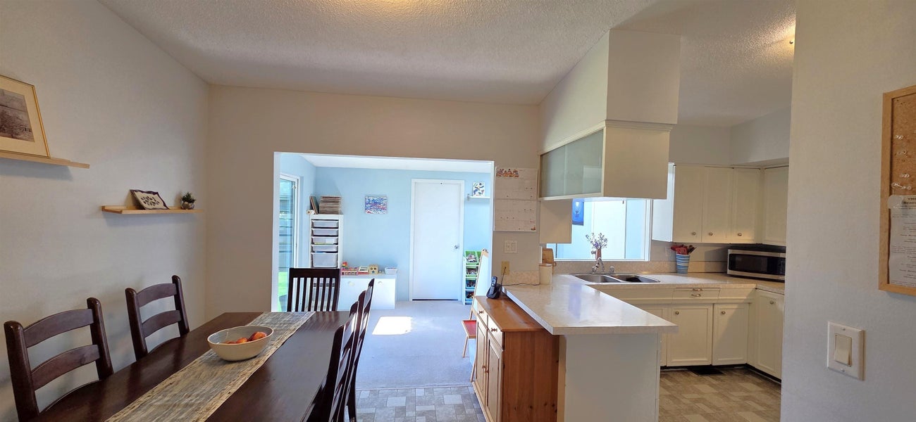 755 Adiron Avenue - Coquitlam West Single Family Residence for Sale, 3 Bedrooms (R3122536)# - 10