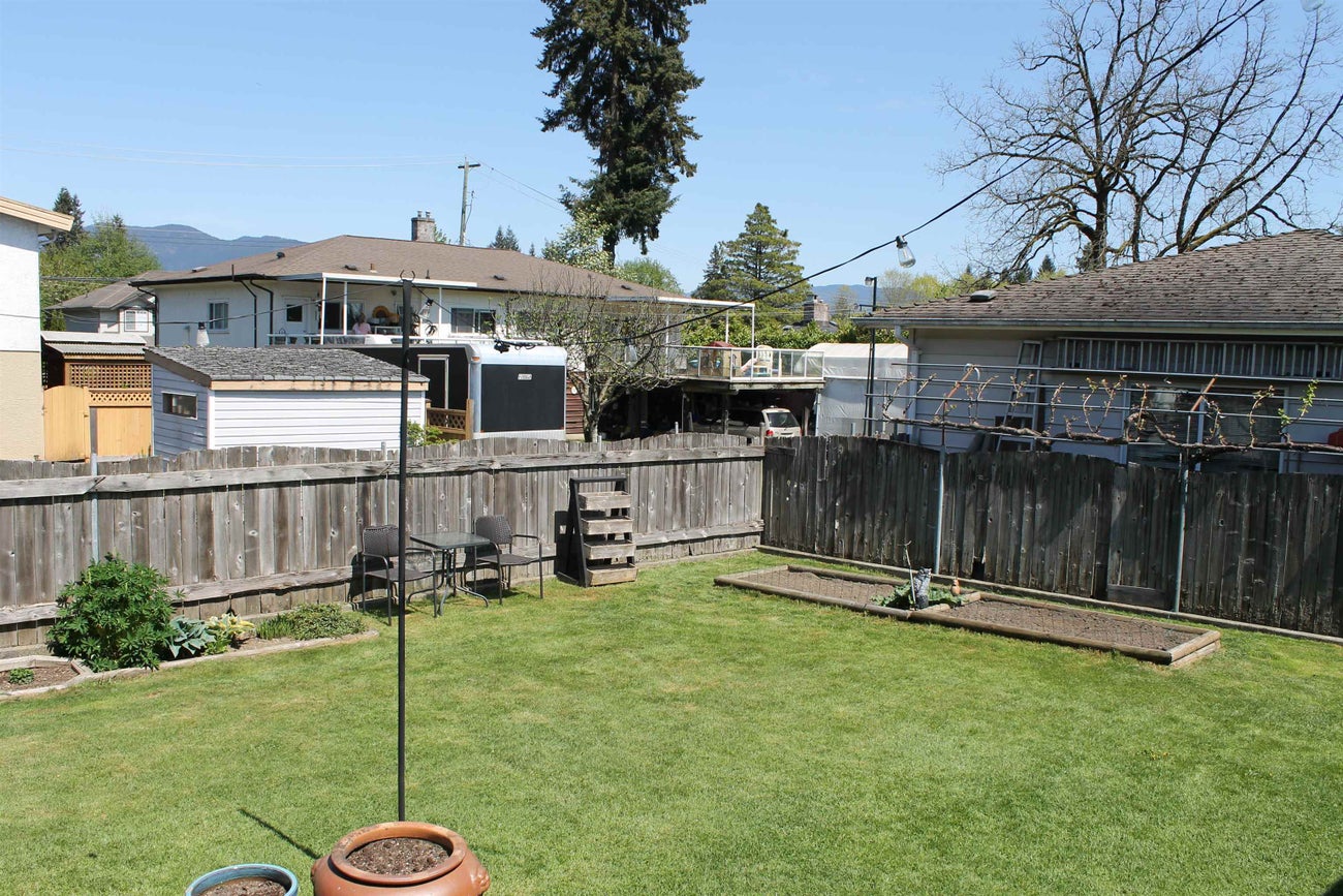 755 Adiron Avenue - Coquitlam West Single Family Residence for Sale, 3 Bedrooms (R3122536)# - 30