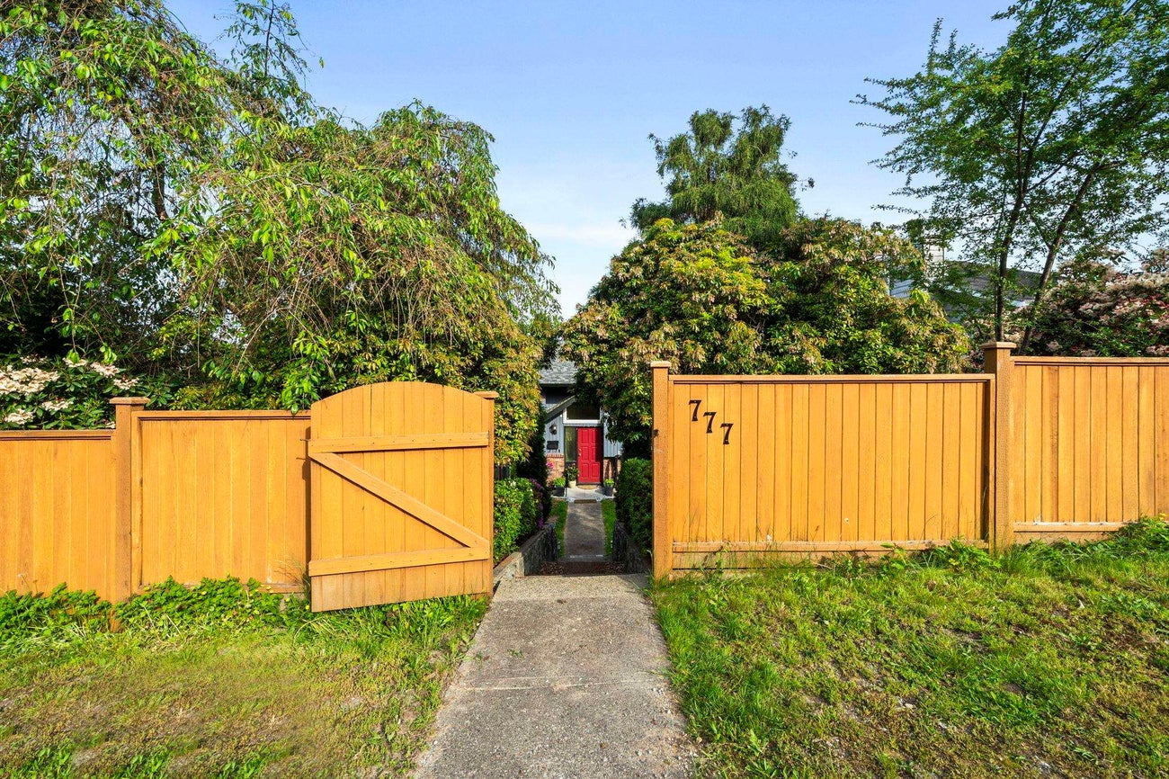777 Chilko Drive - Coquitlam East single-family-residence for Sale, 4 Bedrooms (R3122601)# - 30
