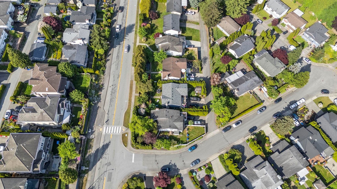 777 Chilko Drive - Coquitlam East single-family-residence for Sale, 4 Bedrooms (R3122601)# - 36