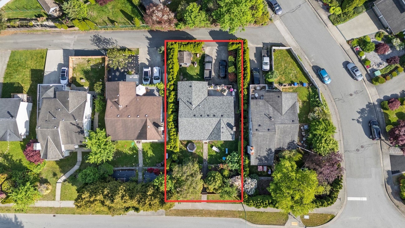 777 Chilko Drive - Coquitlam East single-family-residence for Sale, 4 Bedrooms (R3122601)# - 38