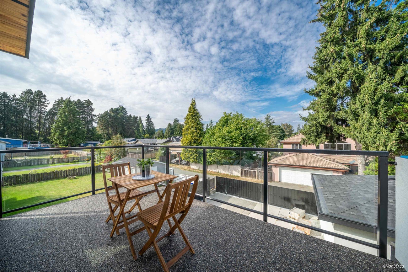 817 Cornell Avenue - Coquitlam West Single Family Residence for Sale, 8 Bedrooms (R3122698)# - 17