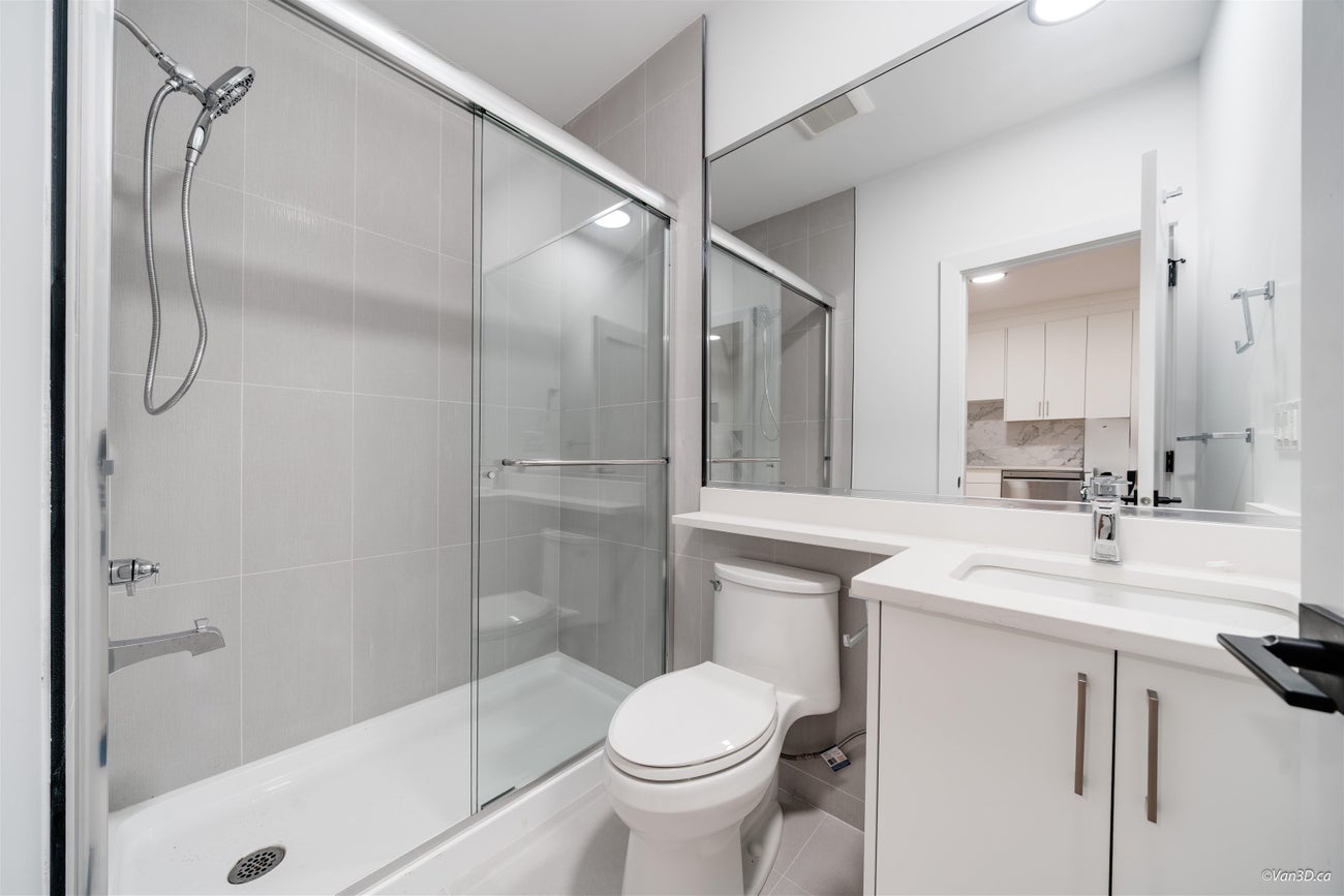 817 Cornell Avenue - Coquitlam West Single Family Residence for Sale, 8 Bedrooms (R3122698)# - 25