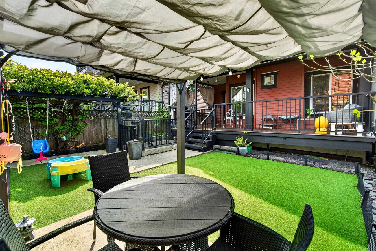 701 Lea Avenue - Coquitlam West Single Family Residence for Sale, 7 Bedrooms (R3122790)# - 10