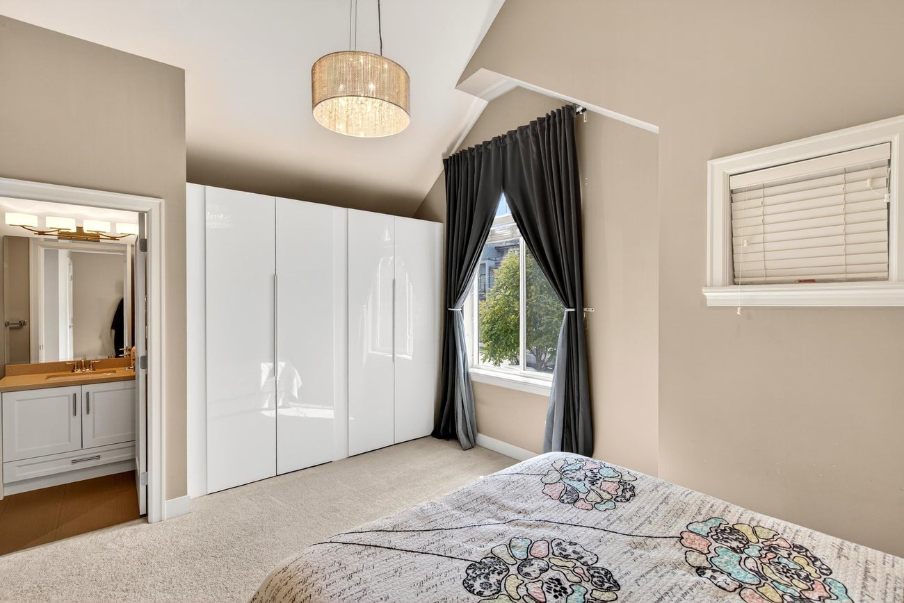 701 Lea Avenue - Coquitlam West Single Family Residence for Sale, 7 Bedrooms (R3122790)# - 14