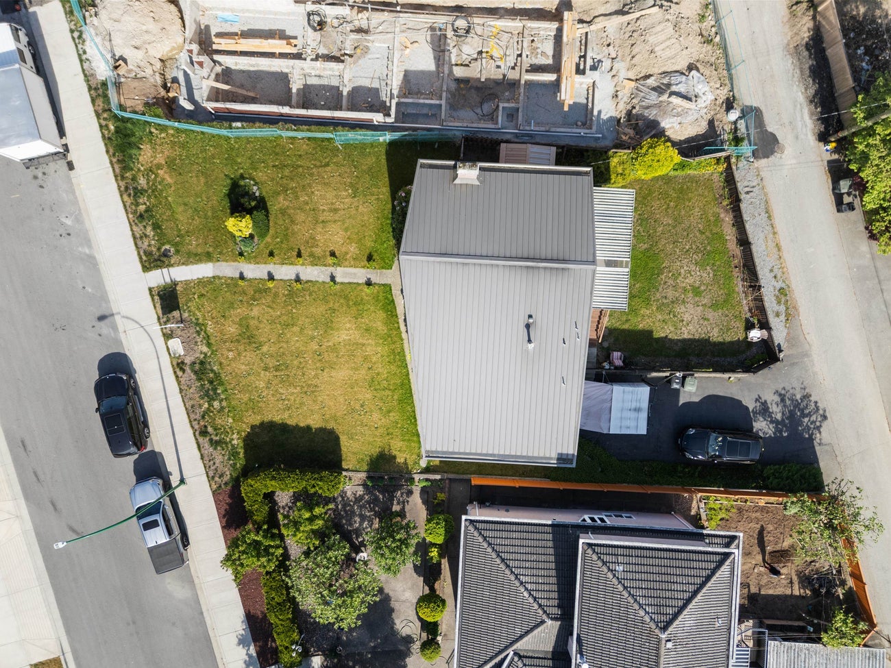 6890 Hycrest Drive - Montecito Single Family Residence for Sale, 4 Bedrooms (R3123178)# - 35