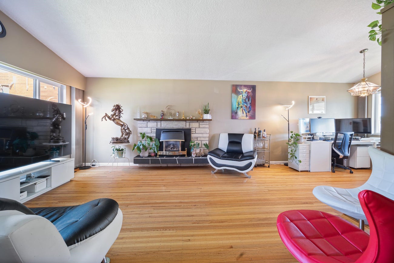 6890 Hycrest Drive - Montecito Single Family Residence for Sale, 4 Bedrooms (R3123178)# - 6