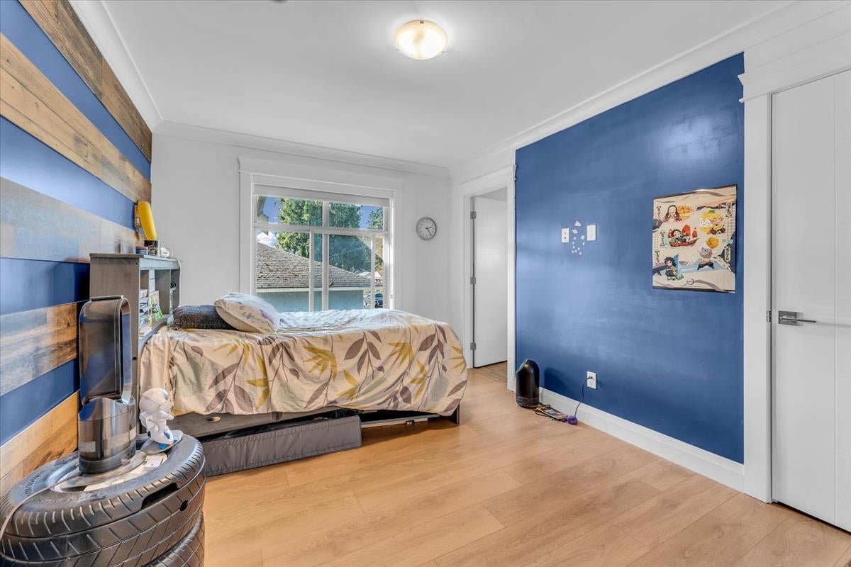 2268 Latimer Avenue - Central Coquitlam Single Family Residence for Sale, 7 Bedrooms (R3123306)# - 16