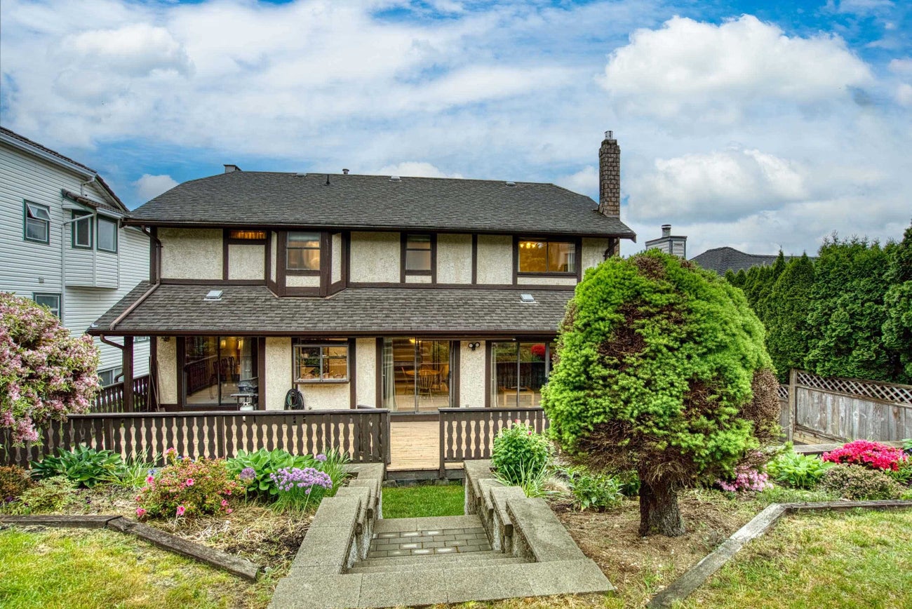 2866 Mara Drive - Coquitlam East single-family-residence for Sale, 5 Bedrooms (R3124095)# - 39 2866 Mara Drive - Coquitlam East single-family-residence for Sale, 5 Bedrooms (R3124095)# - 39