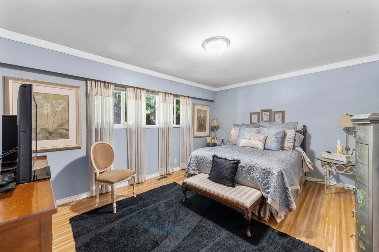 605 Victor Street - Coquitlam West Single Family Residence for Sale, 4 Bedrooms (R3124473)# - 17