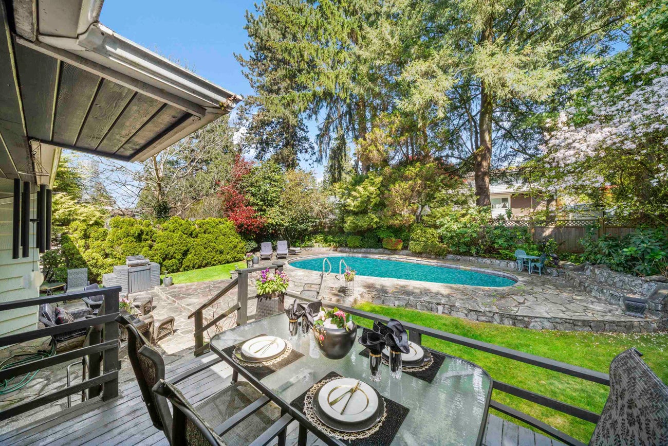 605 Victor Street - Coquitlam West Single Family Residence for Sale, 4 Bedrooms (R3124473)# - 26