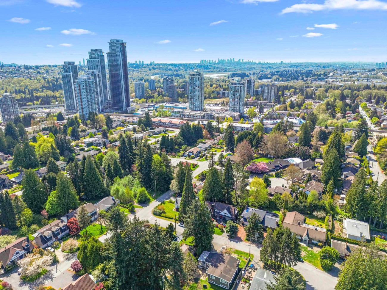605 Victor Street - Coquitlam West Single Family Residence for Sale, 4 Bedrooms (R3124473)# - 5