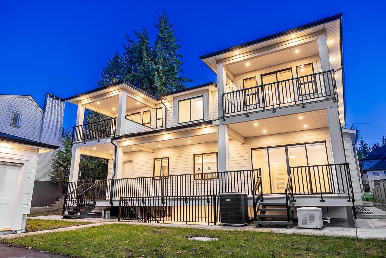 897 Cottonwood Avenue - Coquitlam West Single Family Residence for Sale, 8 Bedrooms (R3124485)# - 13