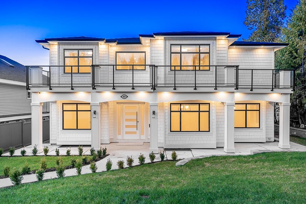 897 Cottonwood Avenue - Coquitlam West Single Family Residence for Sale, 8 Bedrooms (R3124485)# - 1