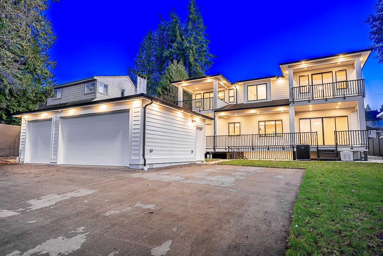 897 Cottonwood Avenue - Coquitlam West Single Family Residence for Sale, 8 Bedrooms (R3124485)# - 31
