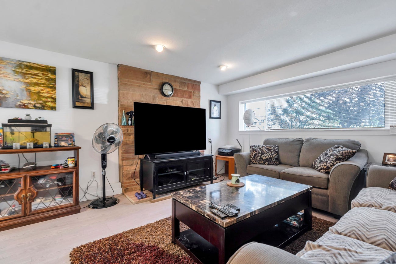 740 Townley Street - Coquitlam West Single Family Residence for Sale, 5 Bedrooms (R3124827)# - 17