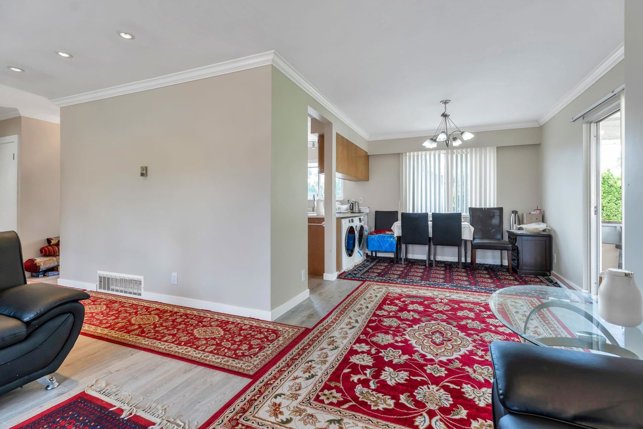 740 Townley Street - Coquitlam West Single Family Residence for Sale, 5 Bedrooms (R3124827)# - 24