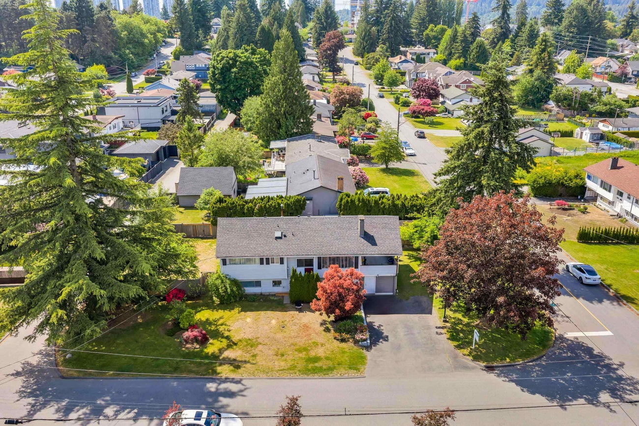 740 Townley Street - Coquitlam West Single Family Residence for Sale, 5 Bedrooms (R3124827)# - 5