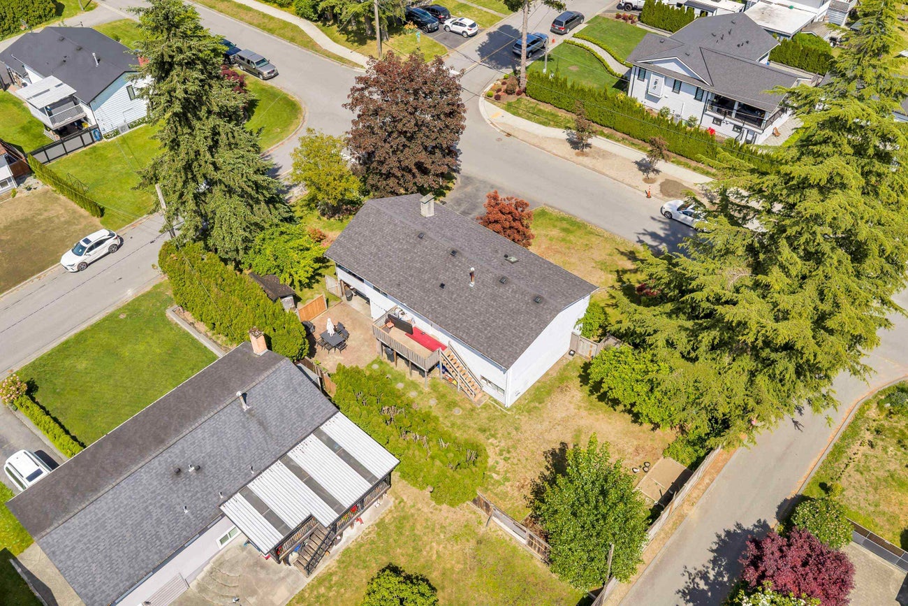 740 Townley Street - Coquitlam West Single Family Residence for Sale, 5 Bedrooms (R3124827)# - 8