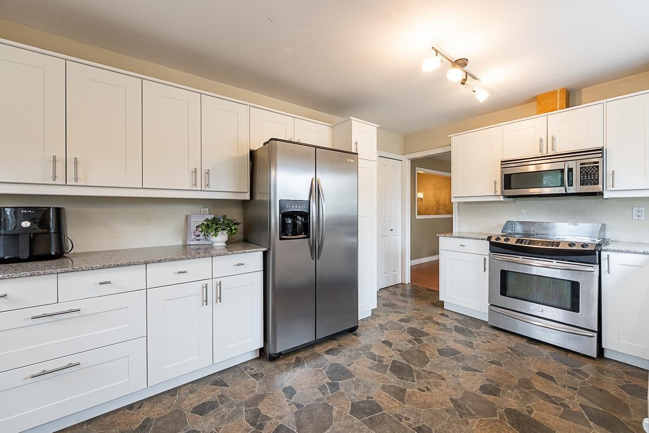 781 Chilko Drive - Coquitlam East single-family-residence for Sale, 4 Bedrooms (R3125238)# - 10 781 Chilko Drive - Coquitlam East single-family-residence for Sale, 4 Bedrooms (R3125238)# - 10