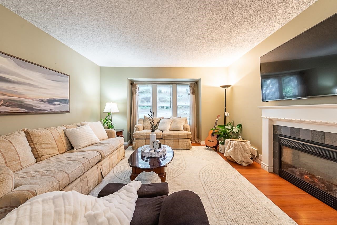 781 Chilko Drive - Coquitlam East single-family-residence for Sale, 4 Bedrooms (R3125238)# - 2 781 Chilko Drive - Coquitlam East single-family-residence for Sale, 4 Bedrooms (R3125238)# - 2