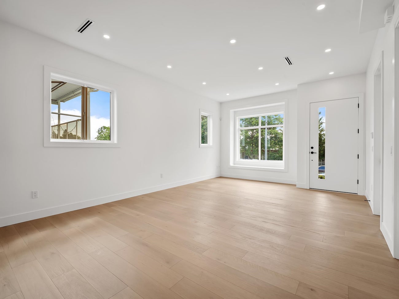 2 - 6885 Aubrey Street - Sperling-Duthie single-family-residence for Sale, 6 Bedrooms (R3126140)# - 19