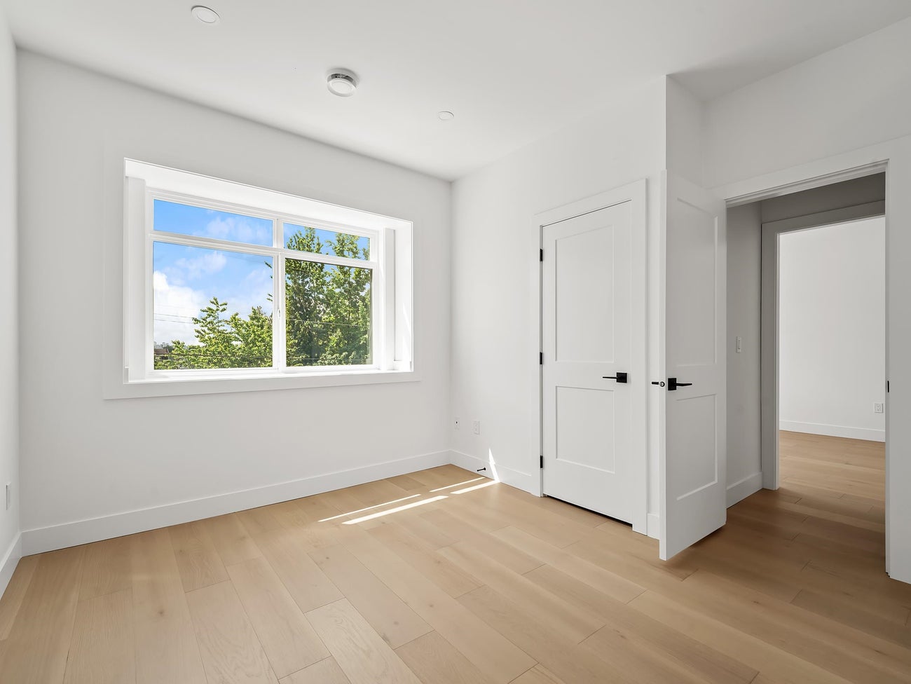 2 - 6885 Aubrey Street - Sperling-Duthie single-family-residence for Sale, 6 Bedrooms (R3126140)# - 21