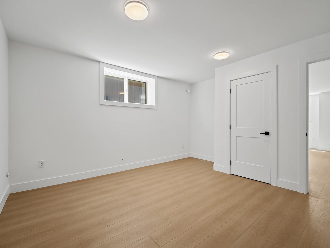 2 - 6885 Aubrey Street - Sperling-Duthie single-family-residence for Sale, 6 Bedrooms (R3126140)# - 22