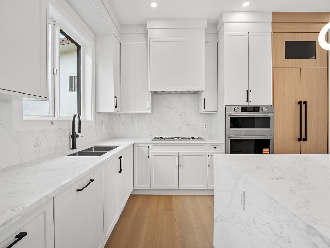 2 - 6885 Aubrey Street - Sperling-Duthie single-family-residence for Sale, 6 Bedrooms (R3126140)# - 6