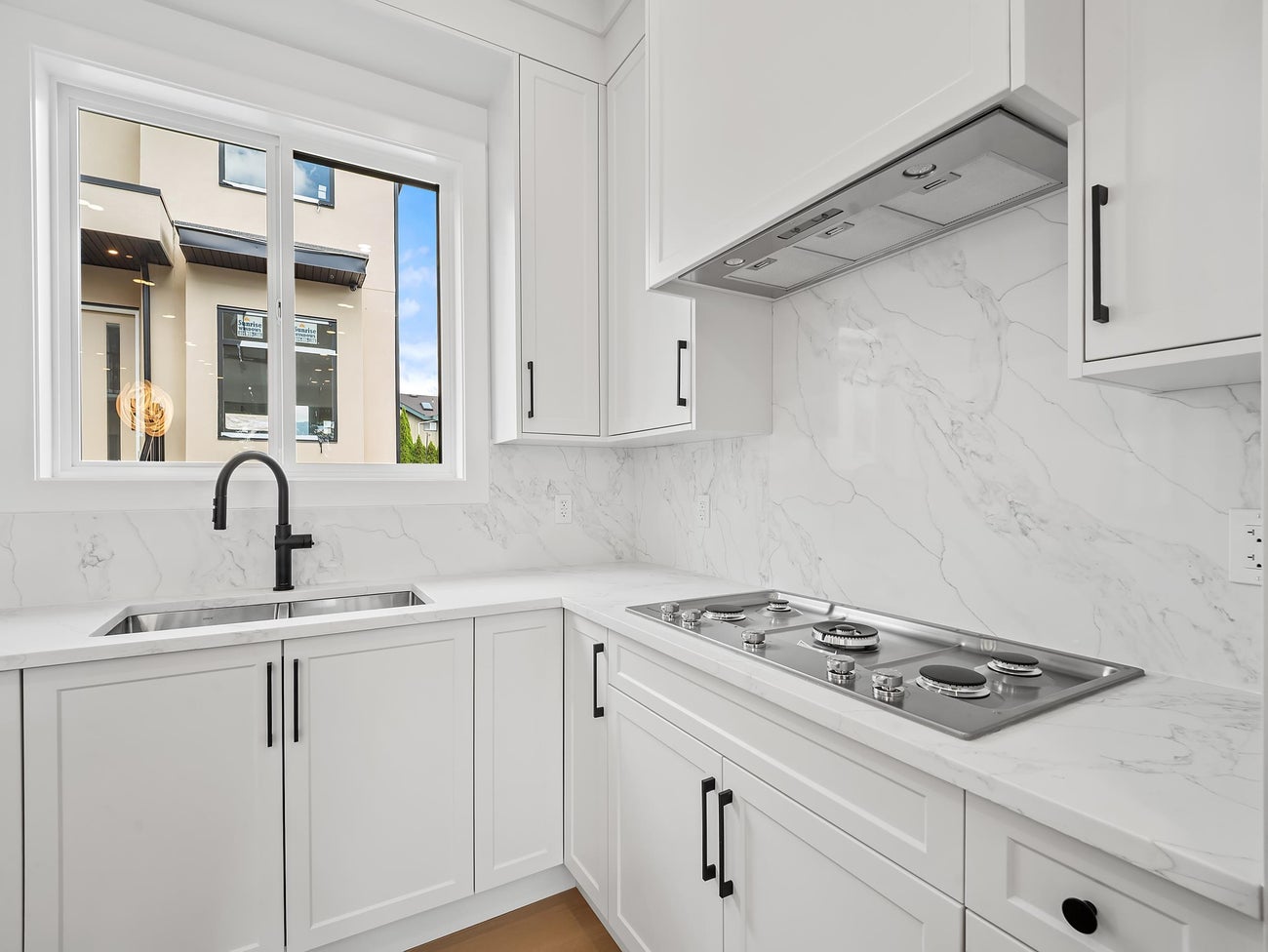 2 - 6885 Aubrey Street - Sperling-Duthie single-family-residence for Sale, 6 Bedrooms (R3126140)# - 8