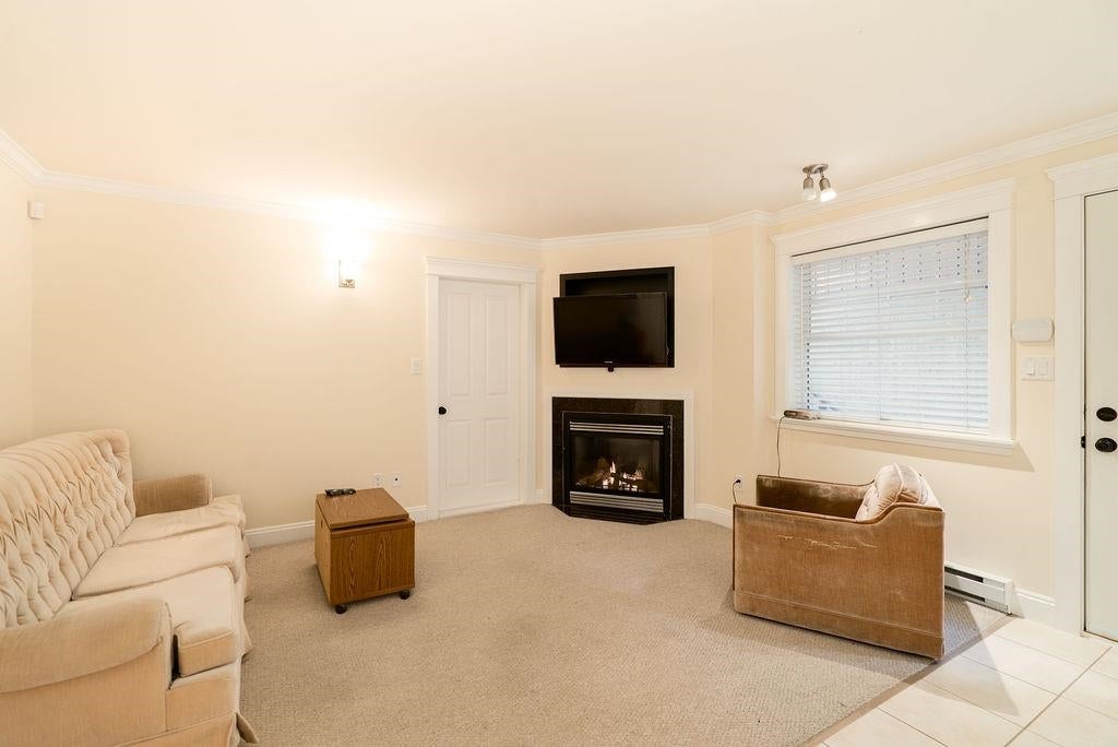 674 Colinet Street - Central Coquitlam single-family-residence for Sale, 4 Bedrooms (R3126699)# - 33