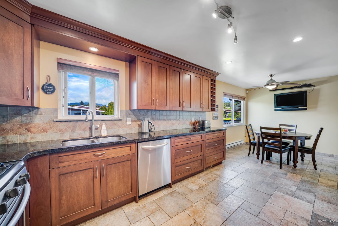 7122 Paulus Court - Montecito single-family-residence for Sale, 4 Bedrooms (R3126874)# - 15 7122 Paulus Court - Montecito single-family-residence for Sale, 4 Bedrooms (R3126874)# - 15