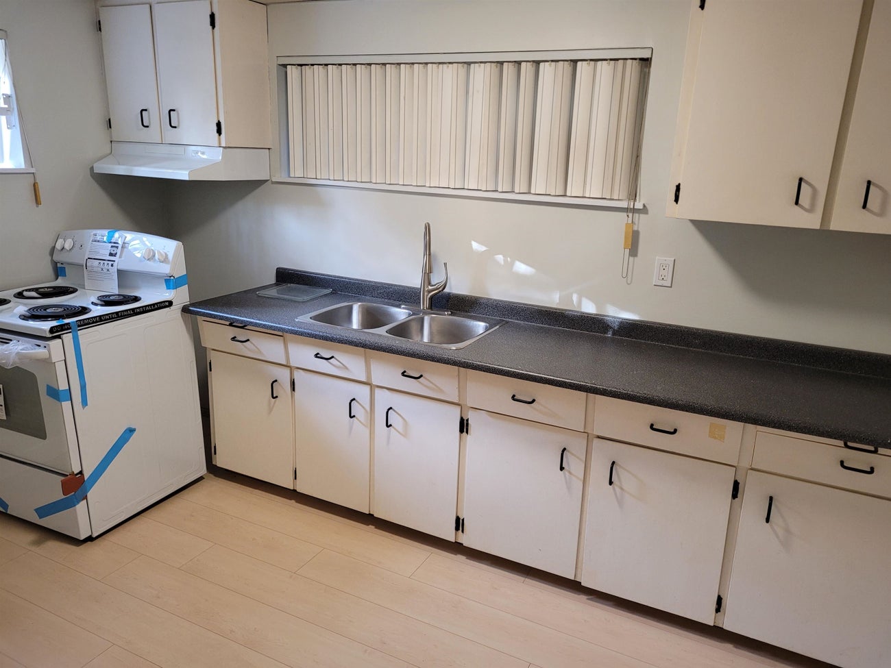 332 Laurentian Crescent - Central Coquitlam Single Family Residence for Sale, 3 Bedrooms (R3127055)# - 15