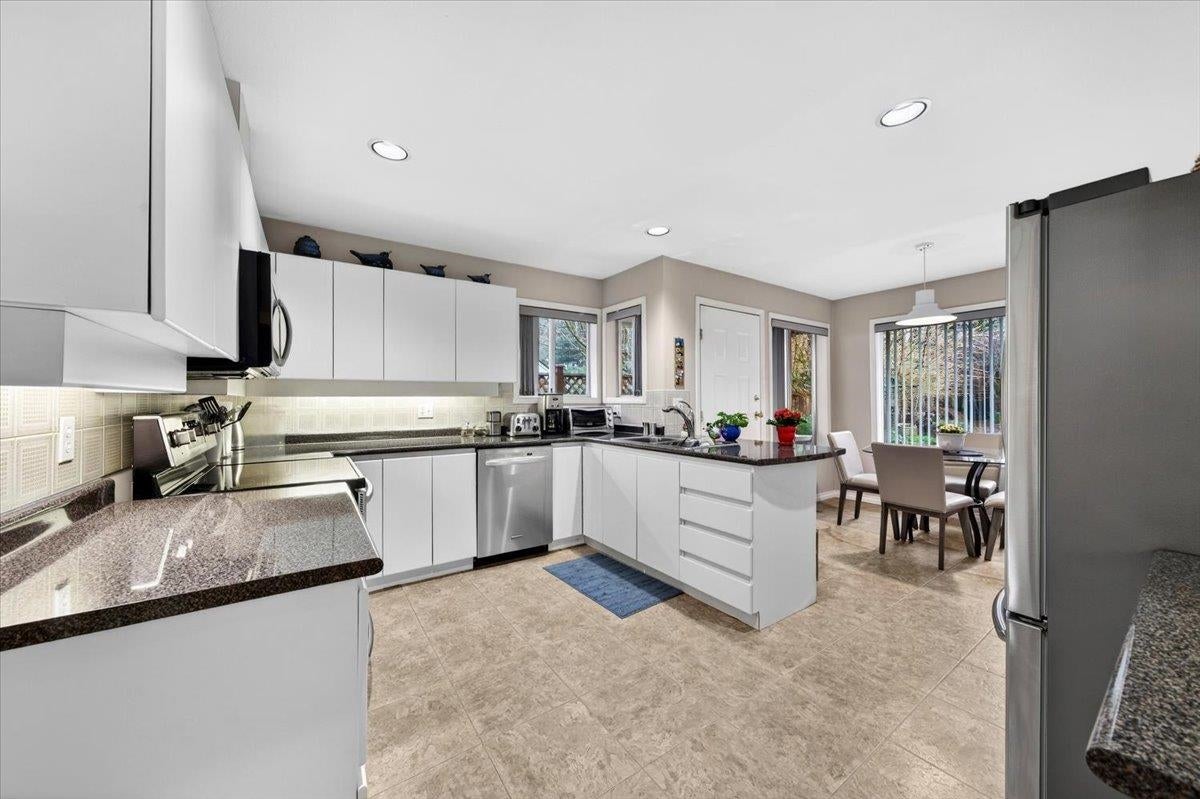 1841 Walnut Crescent - Central Coquitlam Single Family Residence for Sale, 3 Bedrooms (R3127081)# - 15