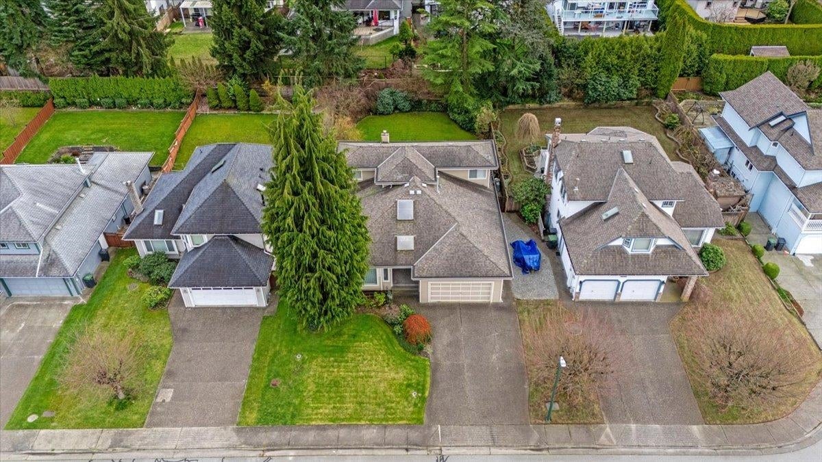 1841 Walnut Crescent - Central Coquitlam Single Family Residence for Sale, 3 Bedrooms (R3127081)# - 32