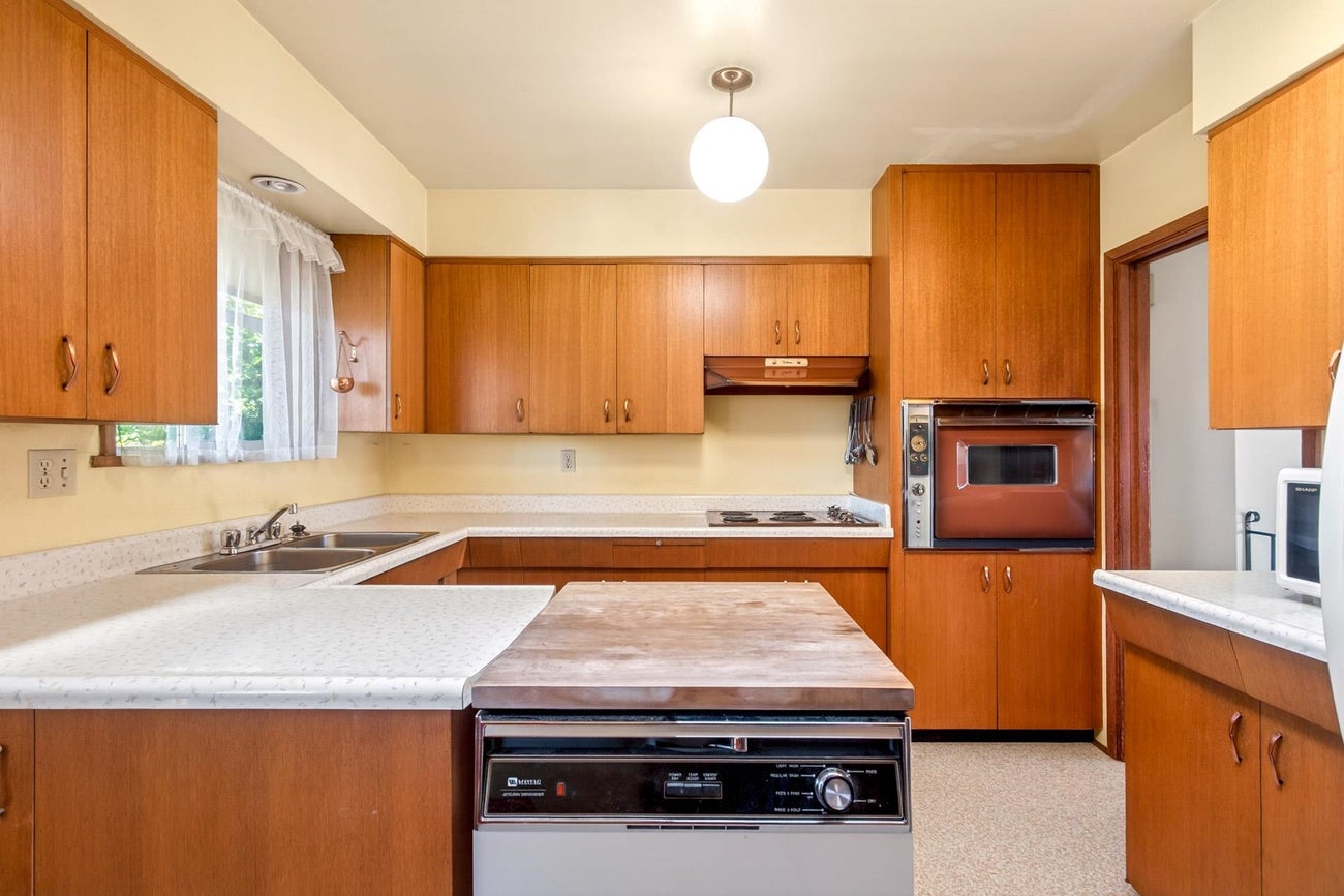 256 Rossmore Court - Central Coquitlam single-family-residence for Sale, 5 Bedrooms (R3127226)# - 14