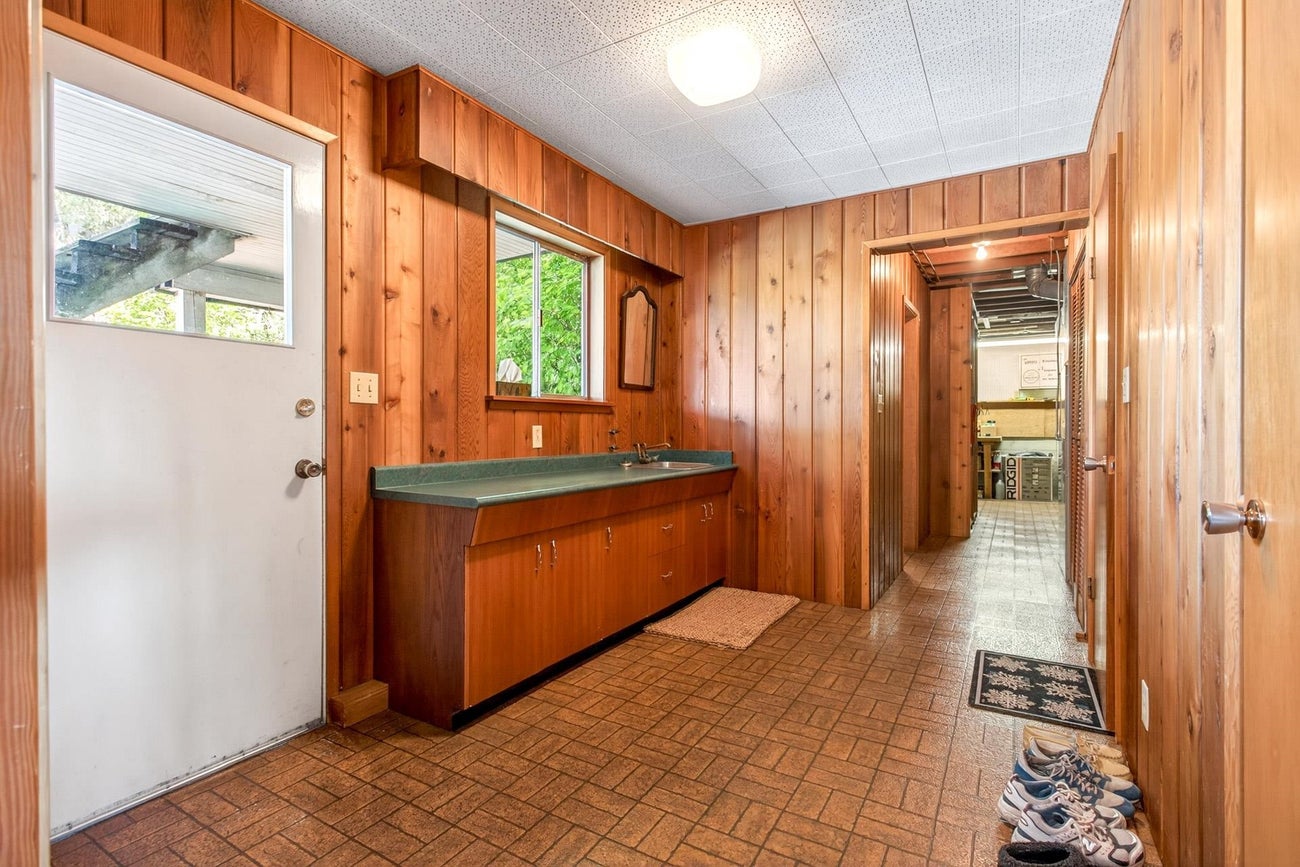 256 Rossmore Court - Central Coquitlam single-family-residence for Sale, 5 Bedrooms (R3127226)# - 26