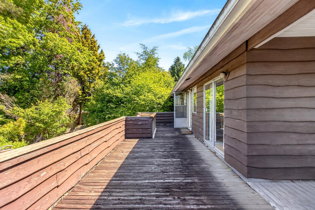 256 Rossmore Court - Central Coquitlam single-family-residence for Sale, 5 Bedrooms (R3127226)# - 32