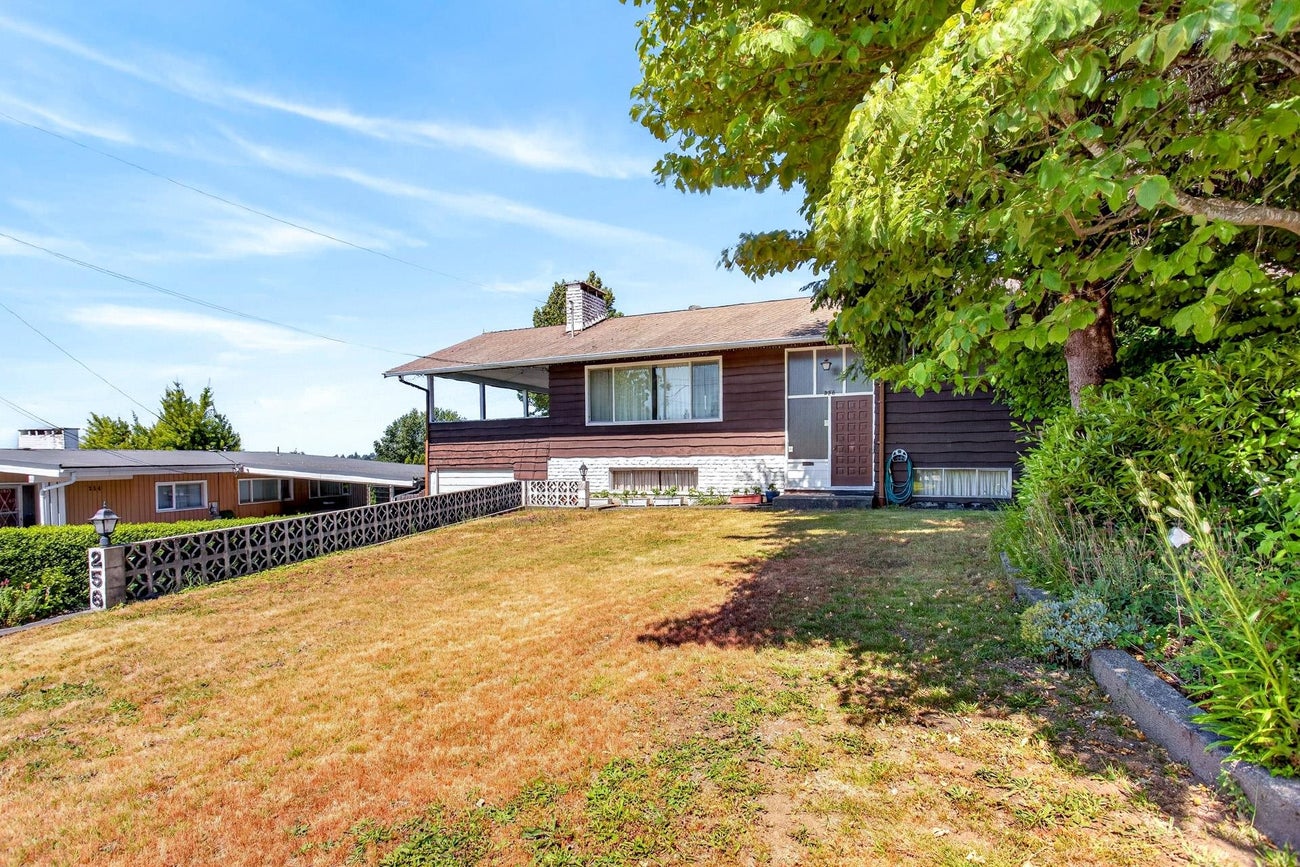 256 Rossmore Court - Central Coquitlam single-family-residence for Sale, 5 Bedrooms (R3127226)# - 3