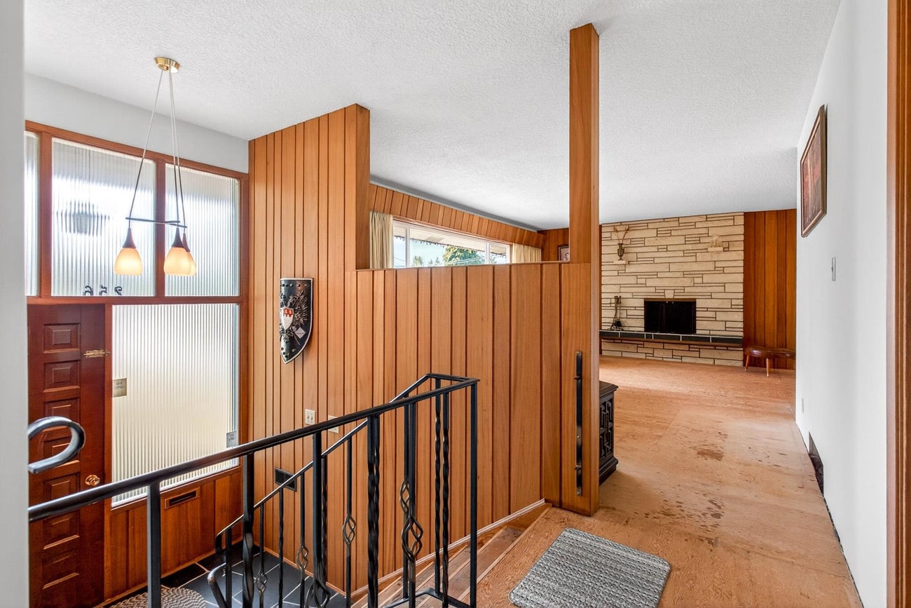 256 Rossmore Court - Central Coquitlam single-family-residence for Sale, 5 Bedrooms (R3127226)# - 7