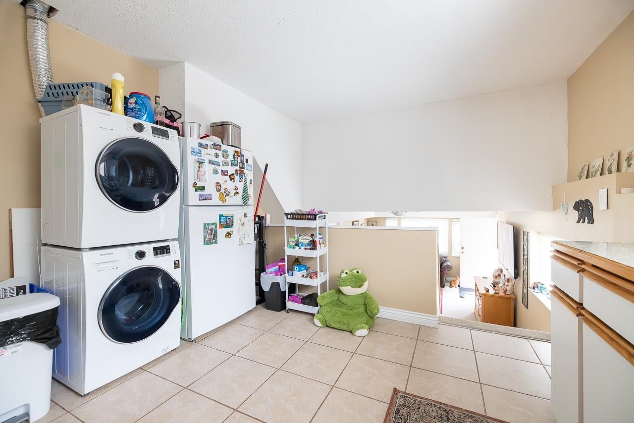 432 Riverview Crescent - Coquitlam East Single Family Residence for Sale, 6 Bedrooms (R3127664)# - 35
