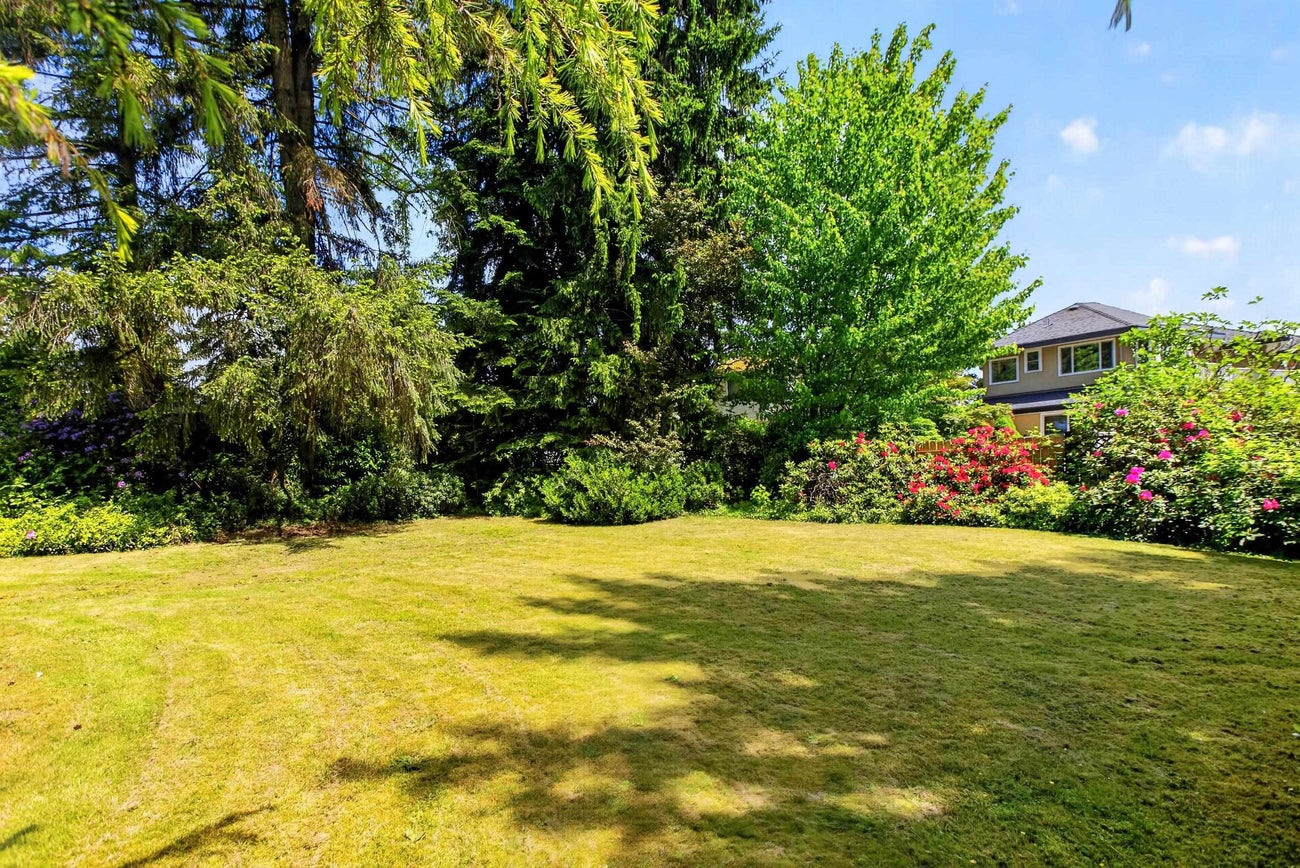 655 Macintosh Street - Central Coquitlam Single Family Residence for Sale, 3 Bedrooms (R3128041)# - 33