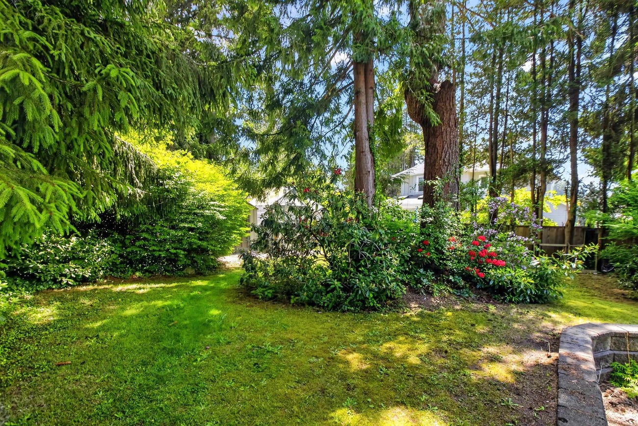 655 Macintosh Street - Central Coquitlam Single Family Residence for Sale, 3 Bedrooms (R3128041)# - 34