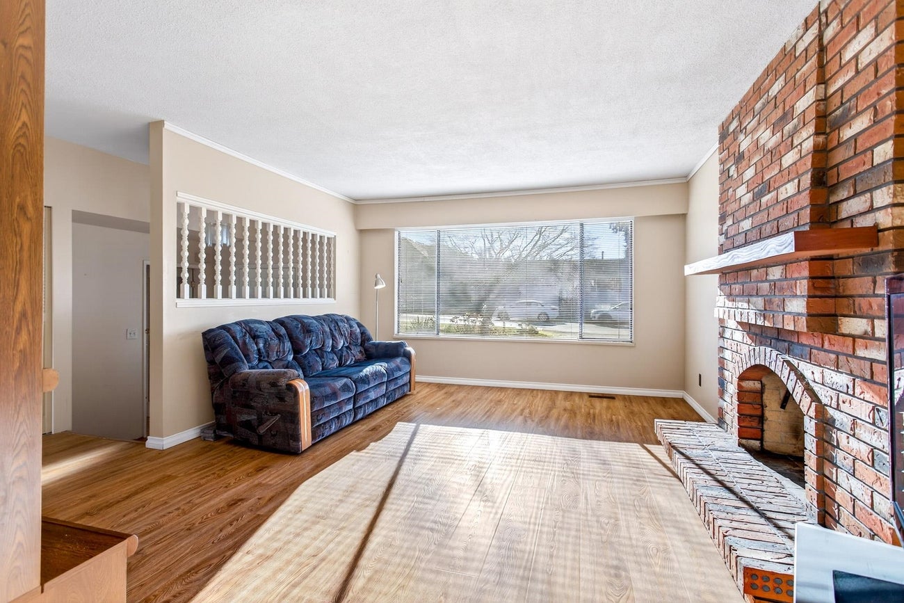 1347 Cornell Avenue - Central Coquitlam Single Family Residence for Sale, 3 Bedrooms (R3128153)# - 6