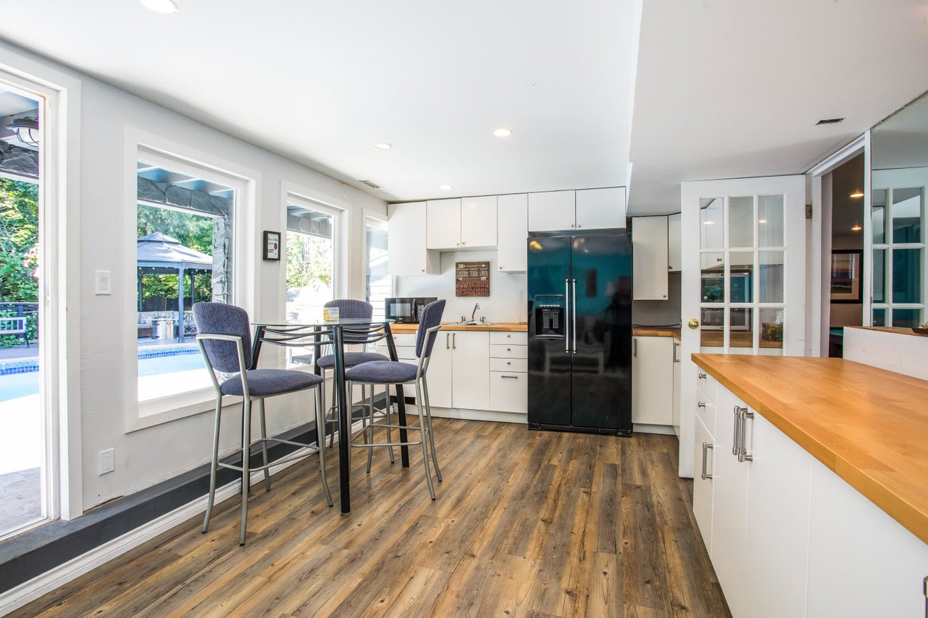 348 Seaforth Crescent - Central Coquitlam single-family-residence for Sale, 3 Bedrooms (R3128216)# - 32 348 Seaforth Crescent - Central Coquitlam single-family-residence for Sale, 3 Bedrooms (R3128216)# - 32