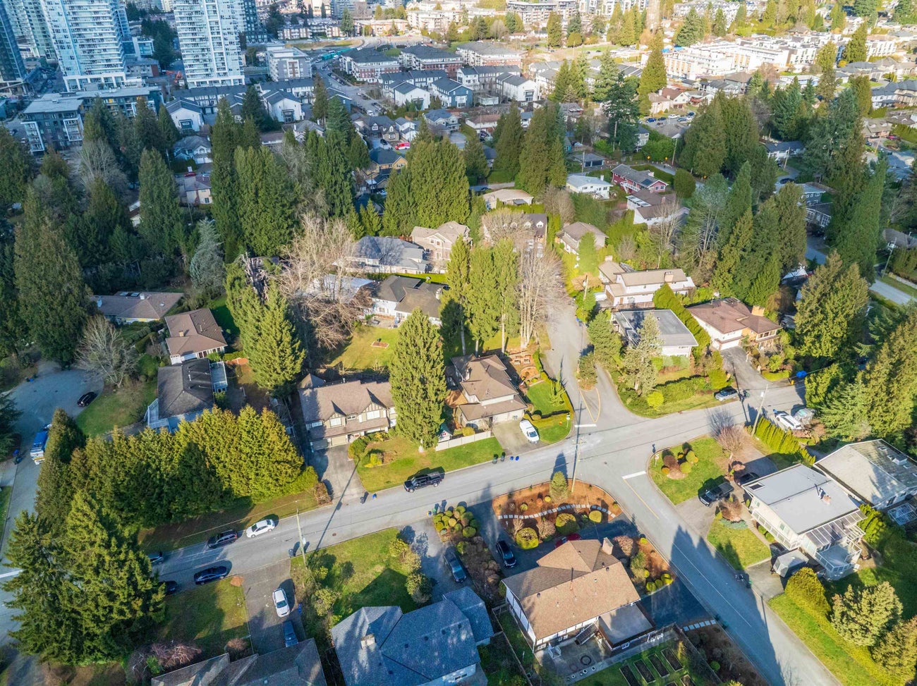 525 Perth Avenue - Coquitlam West single-family-residence for Sale, 4 Bedrooms (R3128444)# - 13