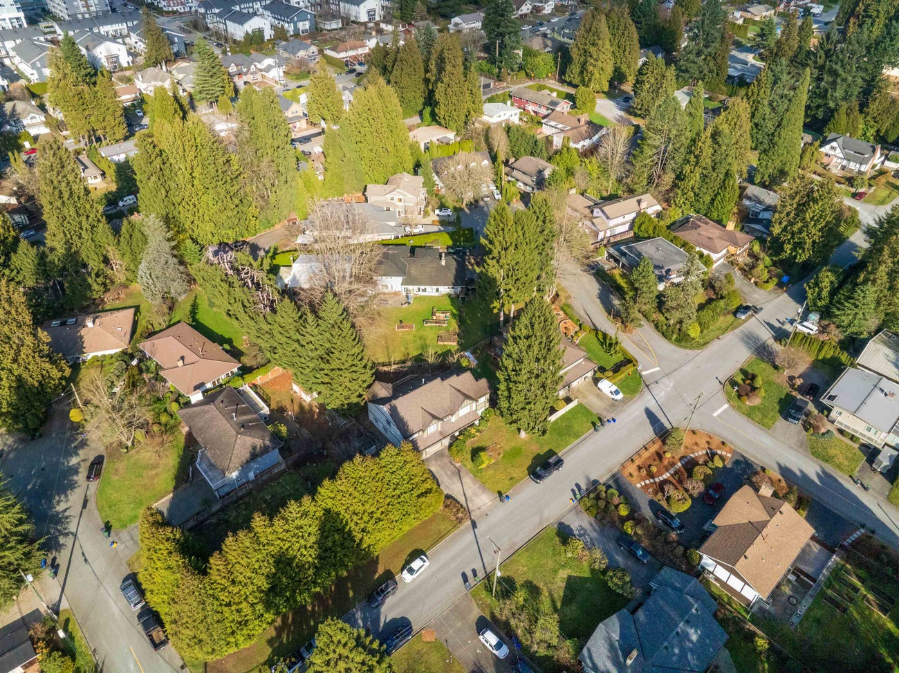 525 Perth Avenue - Coquitlam West single-family-residence for Sale, 4 Bedrooms (R3128444)# - 4