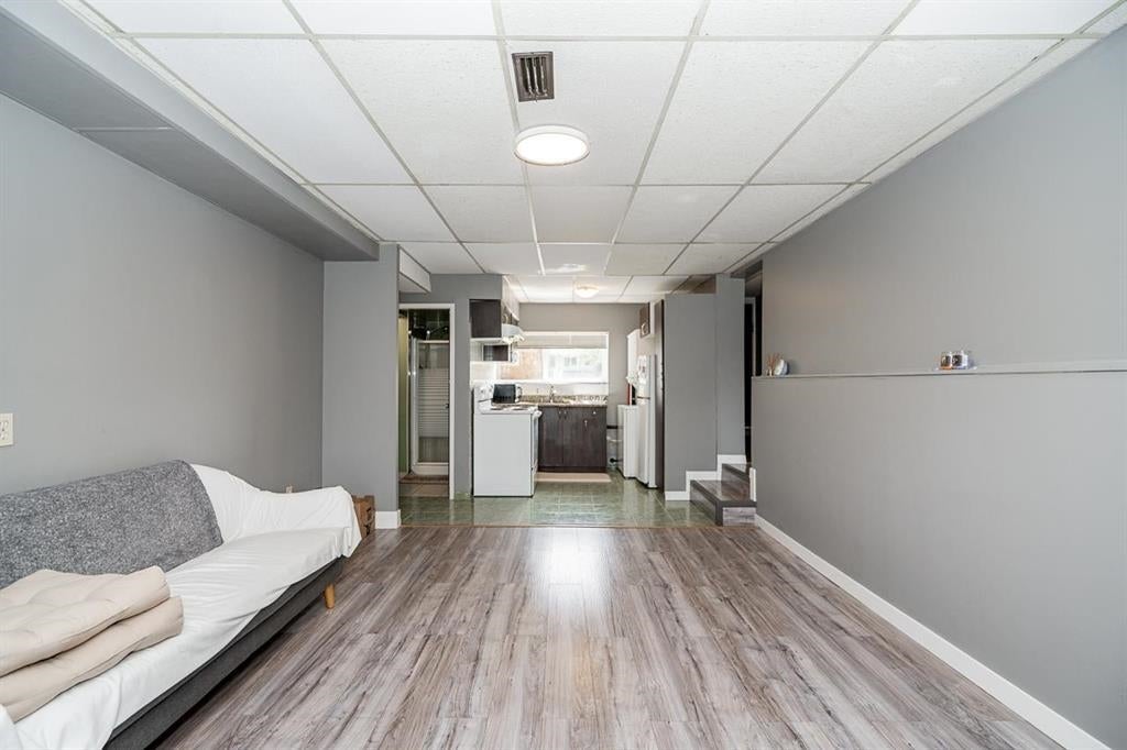 6830 Curtis Street - Sperling-Duthie single-family-residence for Sale, 5 Bedrooms (R3128598)# - 19 6830 Curtis Street - Sperling-Duthie single-family-residence for Sale, 5 Bedrooms (R3128598)# - 19
