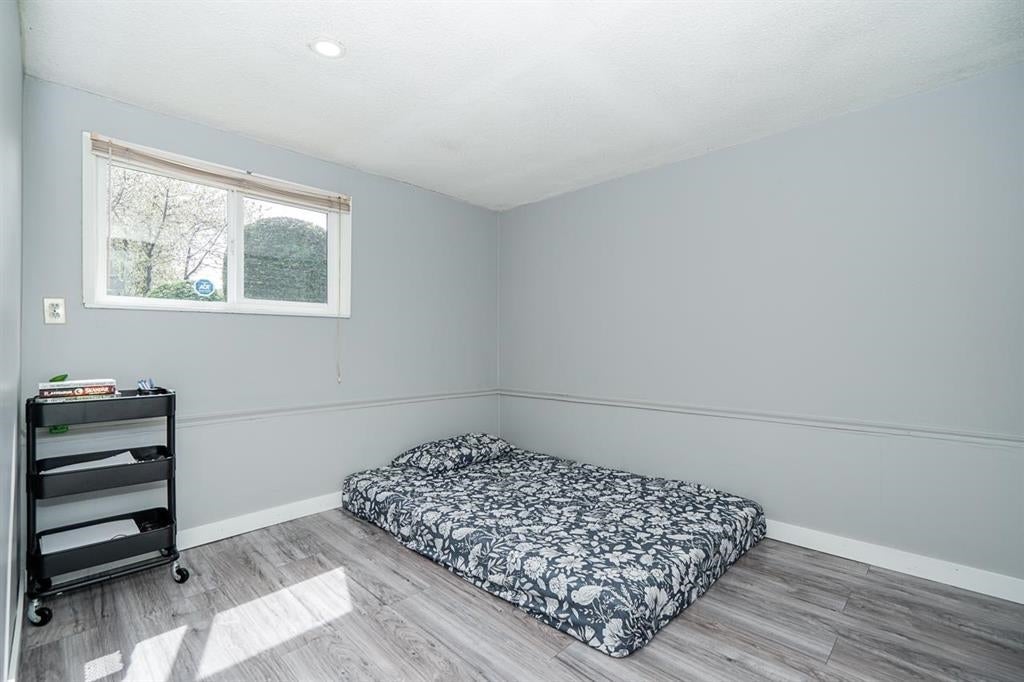 6830 Curtis Street - Sperling-Duthie single-family-residence for Sale, 5 Bedrooms (R3128598)# - 22 6830 Curtis Street - Sperling-Duthie single-family-residence for Sale, 5 Bedrooms (R3128598)# - 22