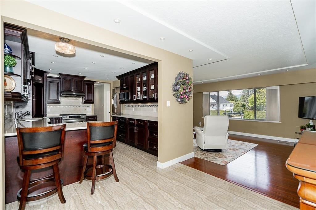 6830 Curtis Street - Sperling-Duthie single-family-residence for Sale, 5 Bedrooms (R3128598)# - 9 6830 Curtis Street - Sperling-Duthie single-family-residence for Sale, 5 Bedrooms (R3128598)# - 9